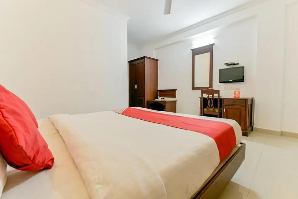 Kochi Hotel Centre Point הודו